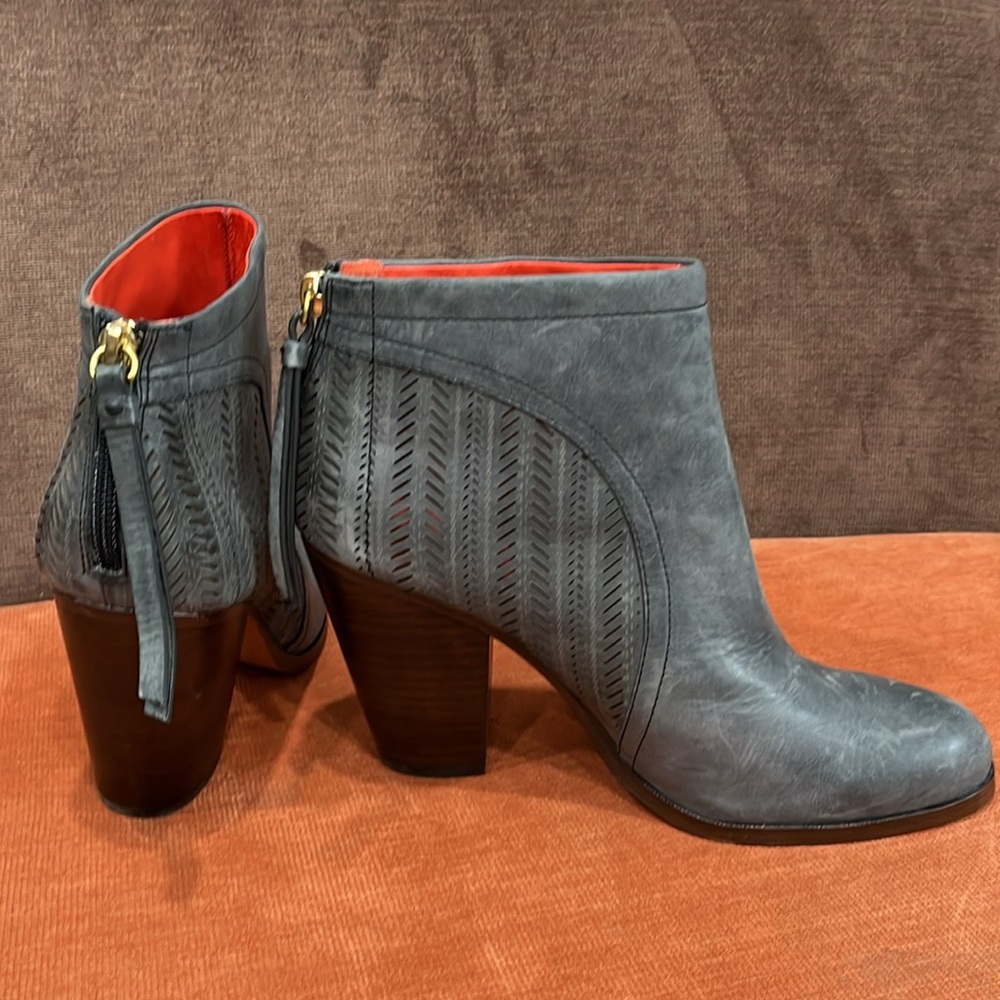 Coach Honey All Leather Chunky Heel Booties in Grey Red interior Almond Toe 8